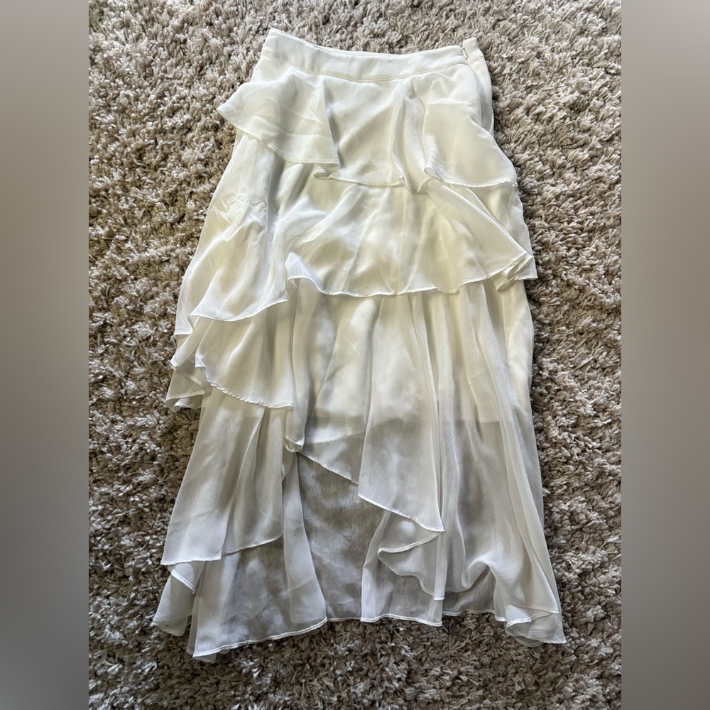 Elegant White Layered Dress